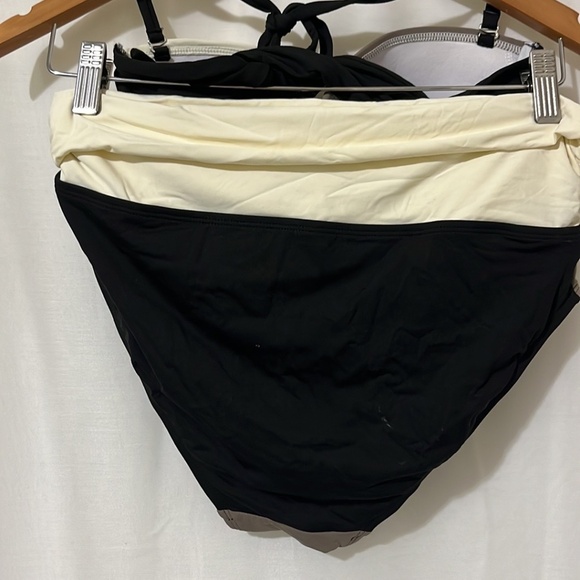 La Vie en Rose Two Tone Tie Neck Two Piece Swimsuit - Picture 2 of 4